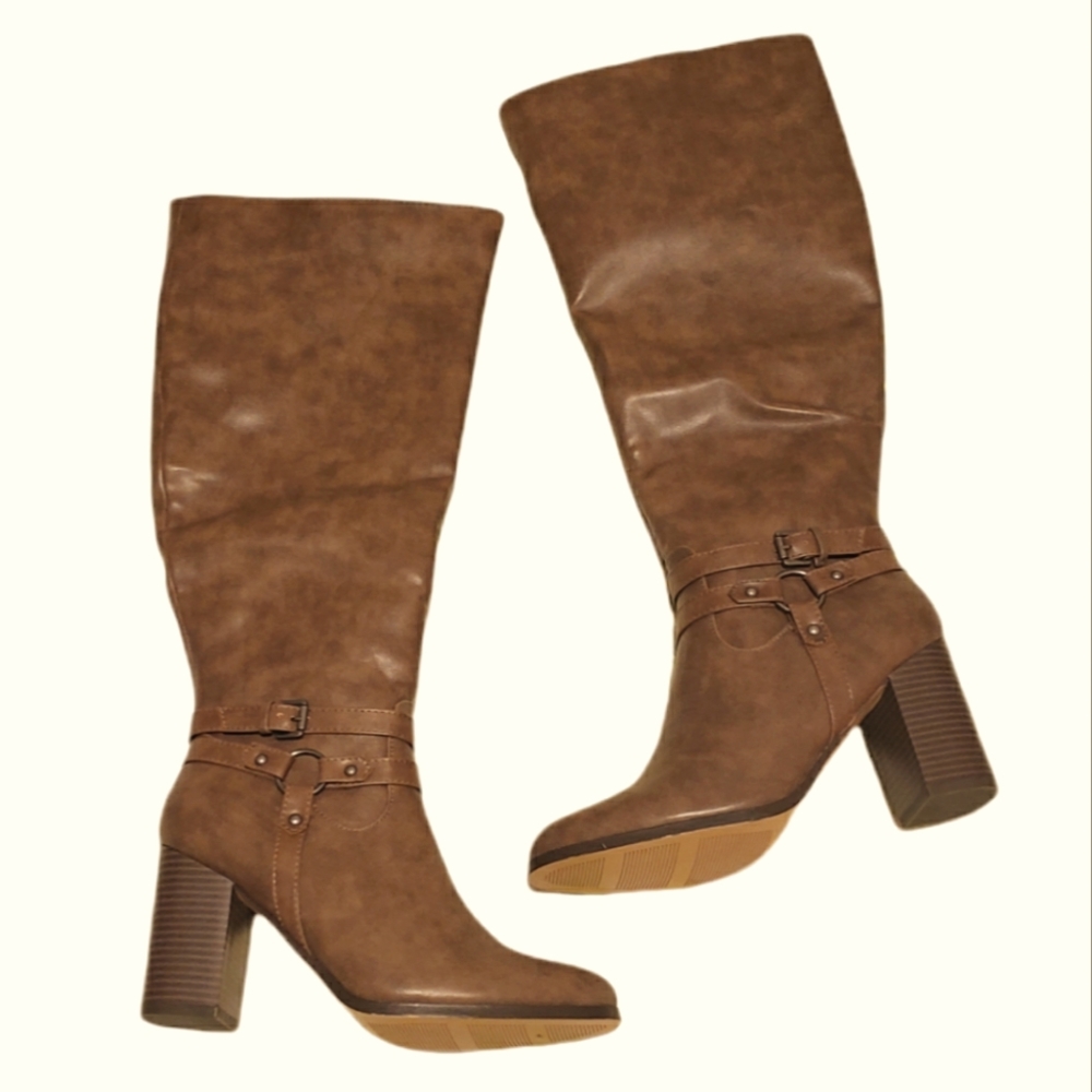 JustFab size 10 brown block heeled boots